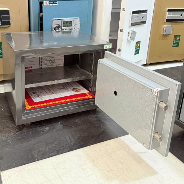 Hình ảnh Két sắt mini có khe bỏ tiền KW39E CD có lỗ bỏ tiền1