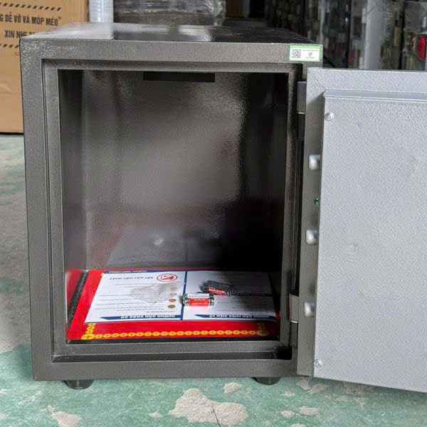 Hình ảnh Két sắt có khe bỏ tiền thu ngân KW58E CD lỗ mặt trước và trên nóc1