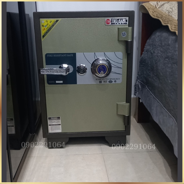 Lắp đặt két sắt chống cháy Hàn Quốc Trusafe KTS120DM trong phòng ngủ