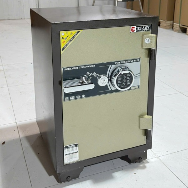 Hình ảnh Két sắt Hàn Quốc Trusafe TH100VTDT mở bằng vân tay điện tử cao cấp2
