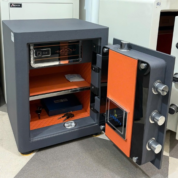 Nội thất két sắt Liberty LB50S bọc da màu cam