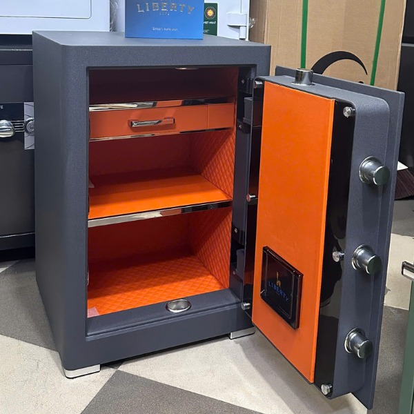 Hình ảnh Két sắt Liberty LB68 Pro thông minh kết nối điện thoại1