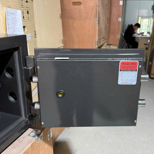 Hình ảnh Két sắt siêu cường Việt Nhật JP40FE vân tay điện tử3
