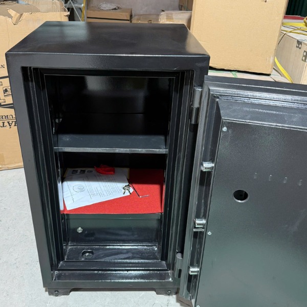 Hình ảnh Két sắt to cỡ lớn TOKYO TKO1000C khóa cơ chống cháy cho công ty1