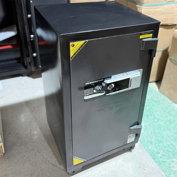 Két sắt Tokyo TKO1000F vân tay điện tử to cỡ lớn cho công ty văn phòng