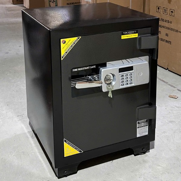 Két sắt TOKYO TKO63E điện tử  100kg Tài lộc