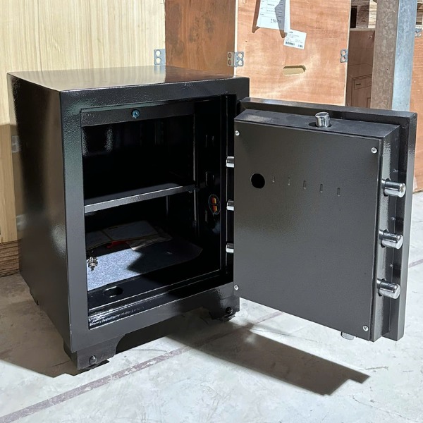 Hình ảnh Két sắt TOKYO TKO63FE vân tay điện tử Tài lộc2