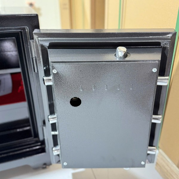 Hình ảnh Két sắt điện tử  TOKYO TKO68E 110kg chống cháy màu đen3