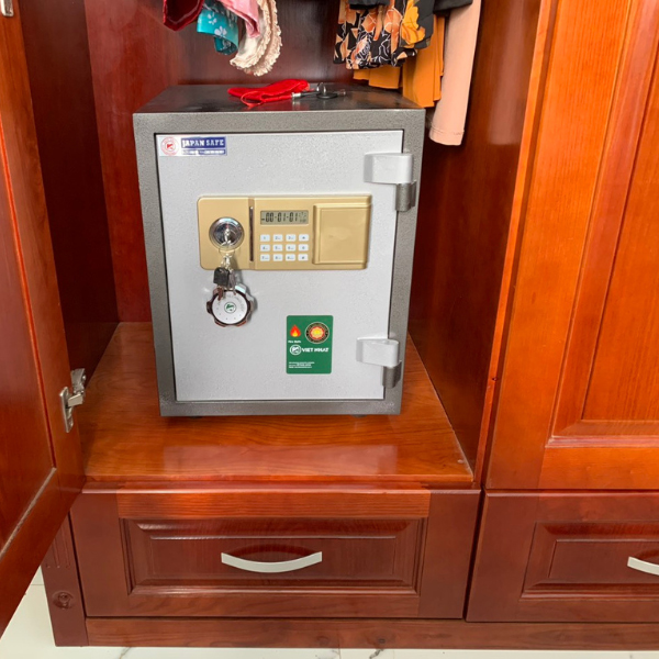 Lắp đặt két sắt chống cháy điện tử Việt Nhật VN33DT trong hộc tủ kèm HDSD