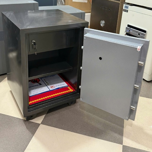 Nội thất két sắt Việt Nhật VN79DM màu ghi để được tiền, hồ sơ giấy tờ