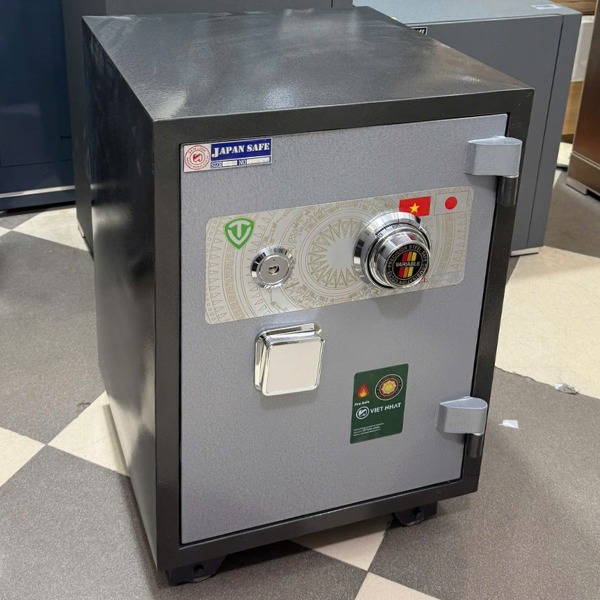 Két sắt việt nhật VN79DM khóa cơ đổi mã chống cháy chất lượng cho gia đình và văn phòng