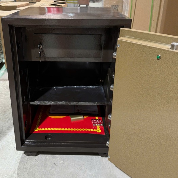 Hình ảnh Két sắt vân tay Việt Nhật chống cháy VN99VT cỡ trung1