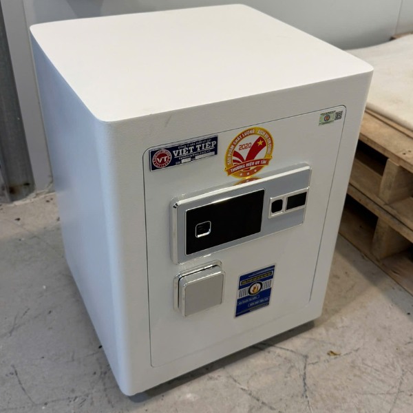 Két sắt mở bằng vân tay điện tử việt tiệp màu trắng nặng 50kg
