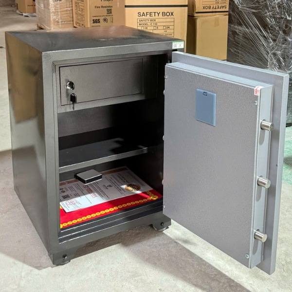 Két sắt việt tiệp chính hãng KW62VT khóa vân tay có ngăn để đồ rộng