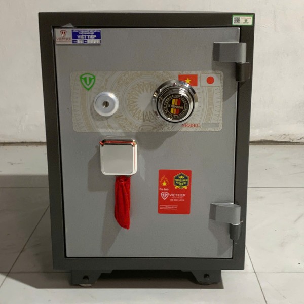 Hình ảnh Két sắt Việt Tiệp KW79DM khóa cơ đổi mã chống cháy cao cấp0