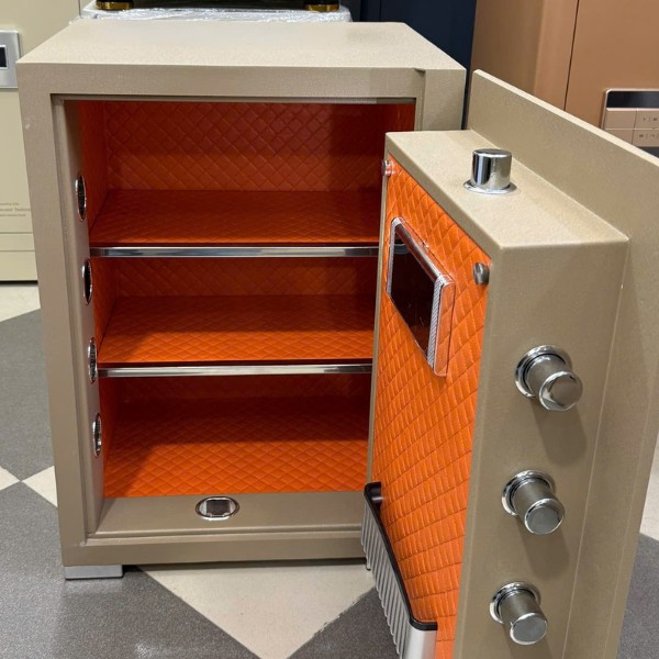 két sắt Xuân Hòa Bokee BK60H an toàn với chốt khóa INOX đặc xung quanh