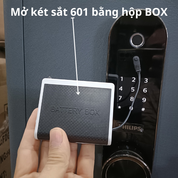Cách mở két sắt philips SBX601 bằng hộp " battery box"