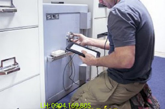 Sửa khóa két sắt tại nhà sử dụng công nghệ hiện đại